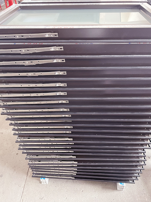 鋁合金門(mén)窗的特點(diǎn)