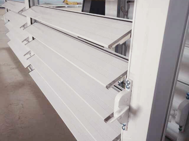 ���~���ճ�����坍���B(y��ng)[�ڱ�Ʒ��]