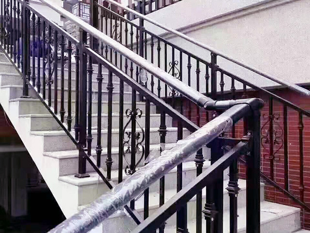 ���ݷ���