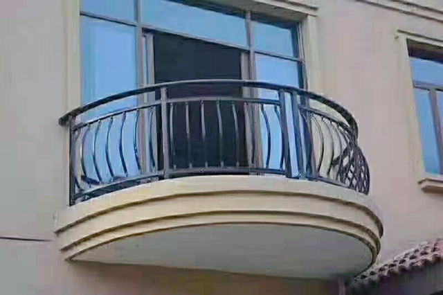 陽(yáng)臺(tái)護(hù)欄 陽(yáng)臺(tái)護(hù)欄